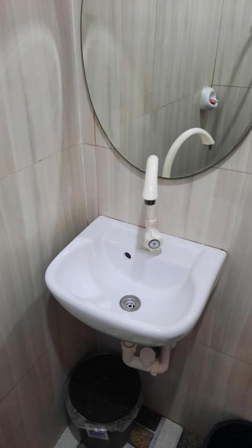 Lolo Panding Inn Эль-Нидо Экстерьер фото